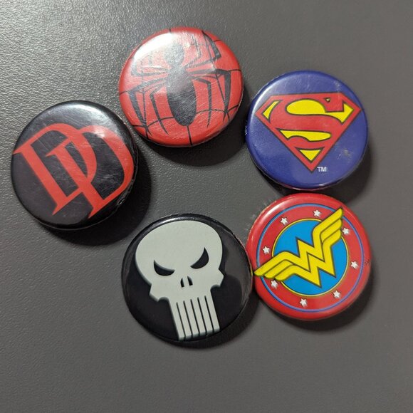 Superhero Pins - Picture 1 of 2